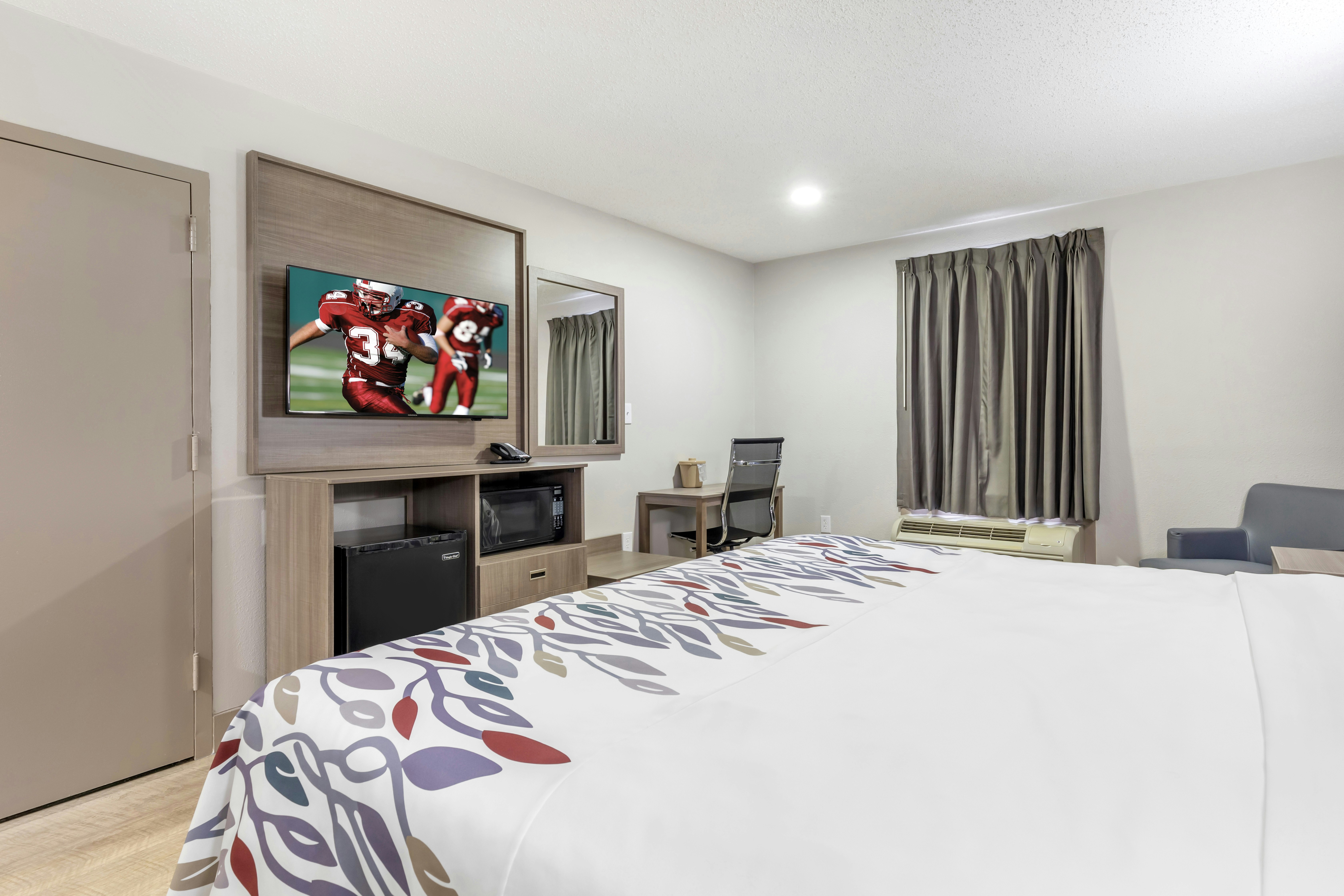 Red Roof Inn Suites Newport News