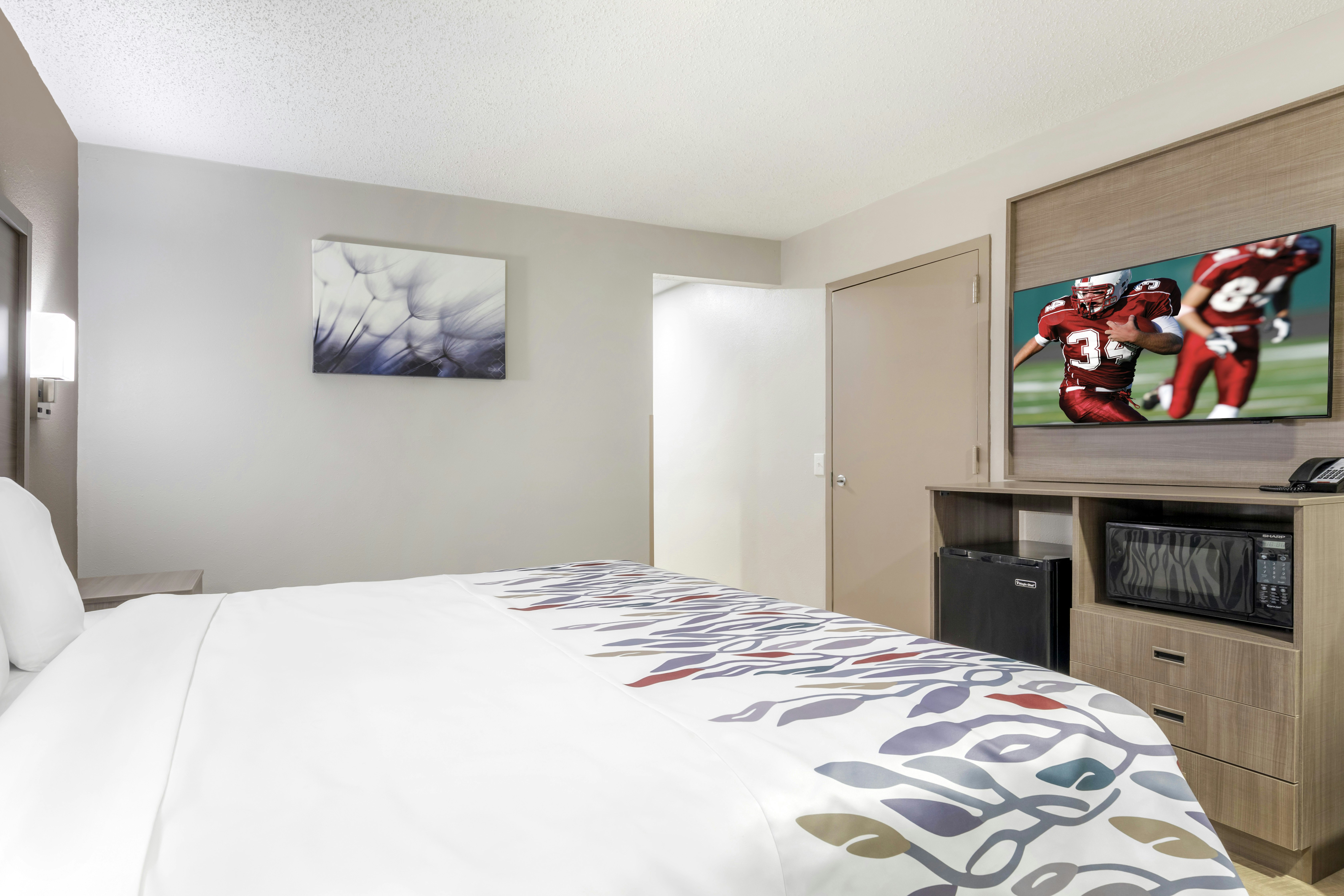 Red Roof Inn Suites Newport News