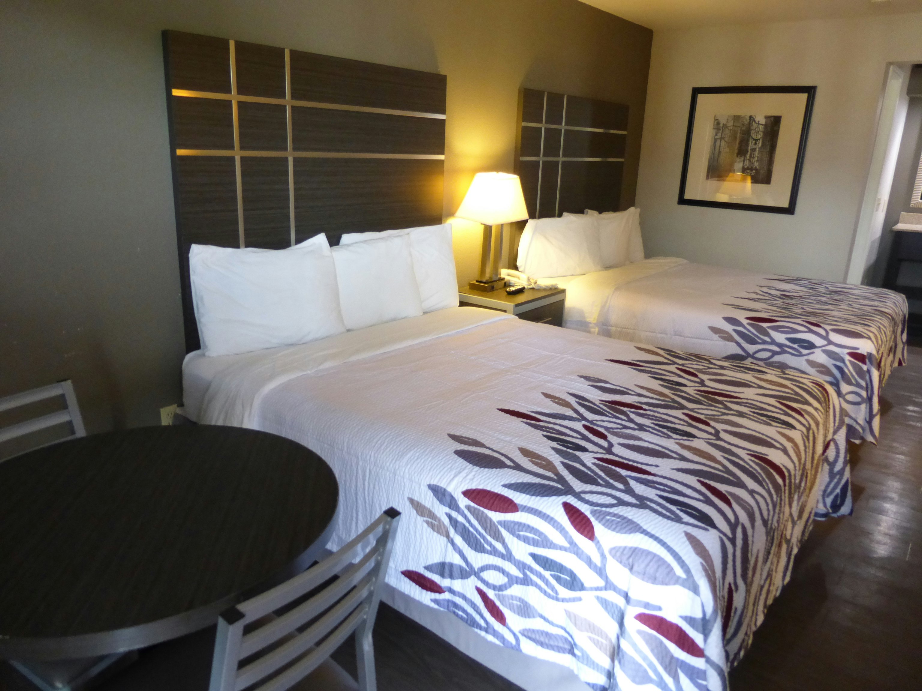 Deluxe 2 Queen Beds Non-Smoking