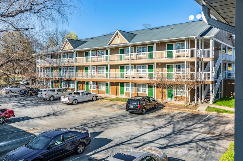 HomeTowne Studios Atlanta – Norcross Downtown