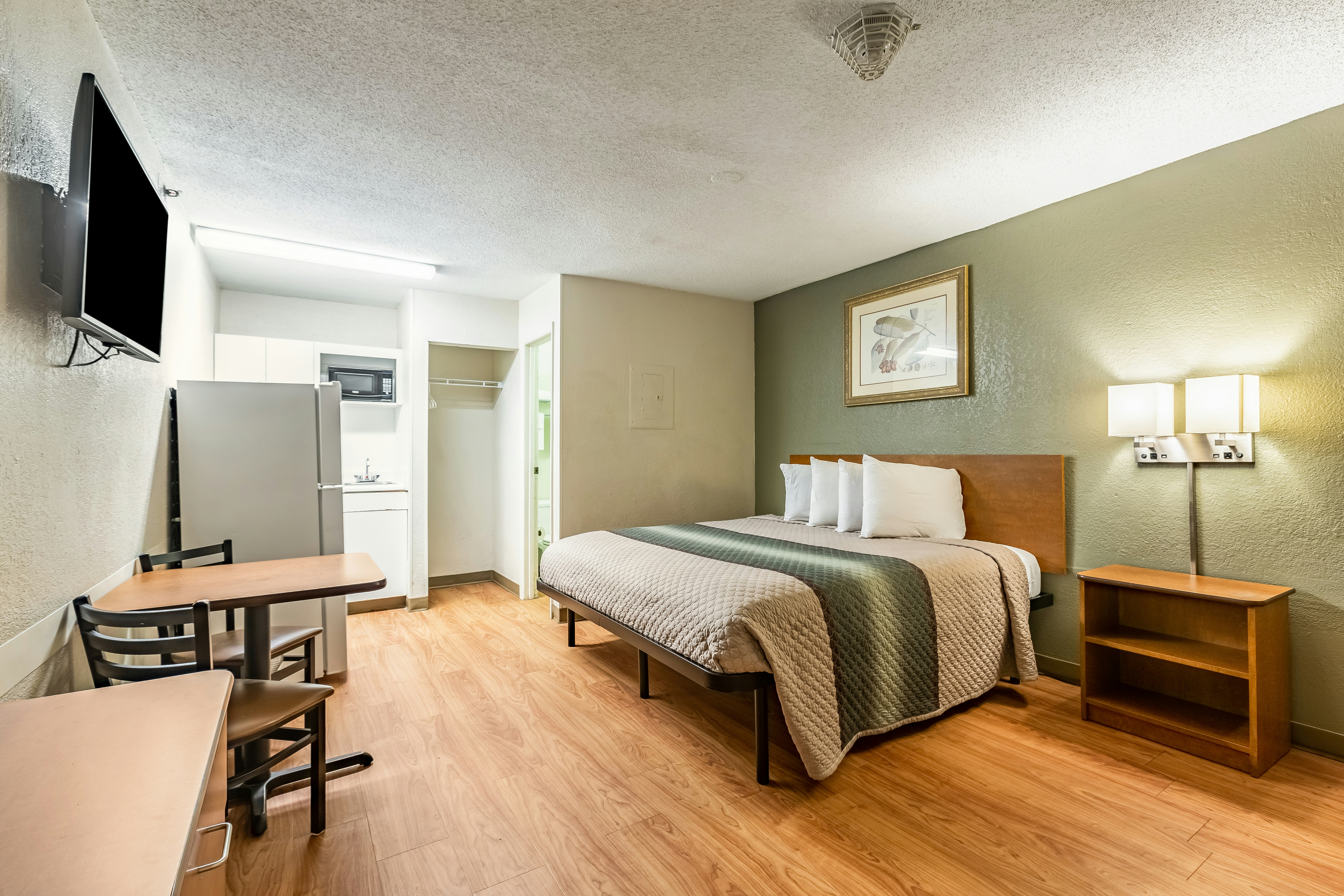 HomeTowne Studios Atlanta – Norcross South