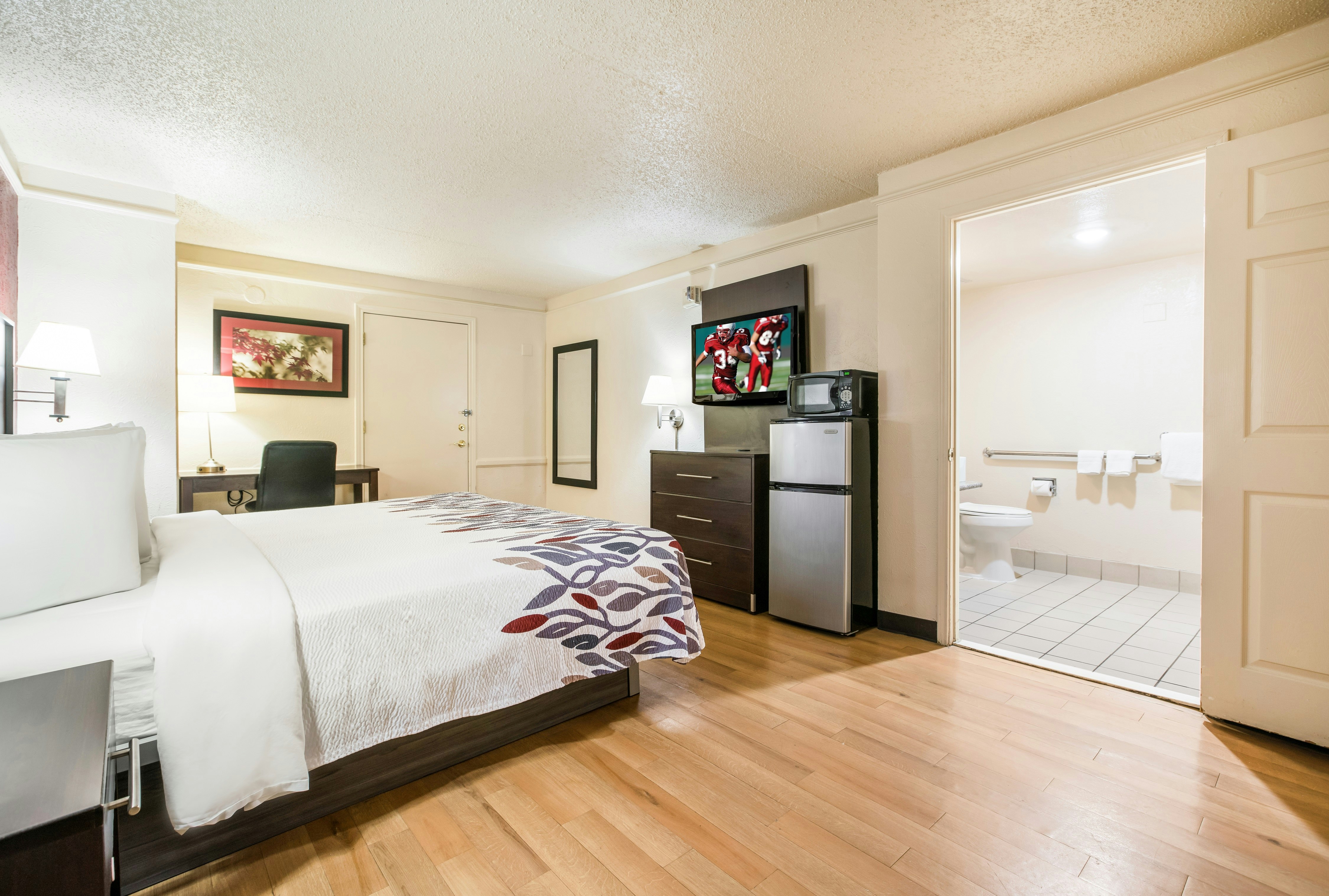 Red Roof Inn North Dallas – Park Central