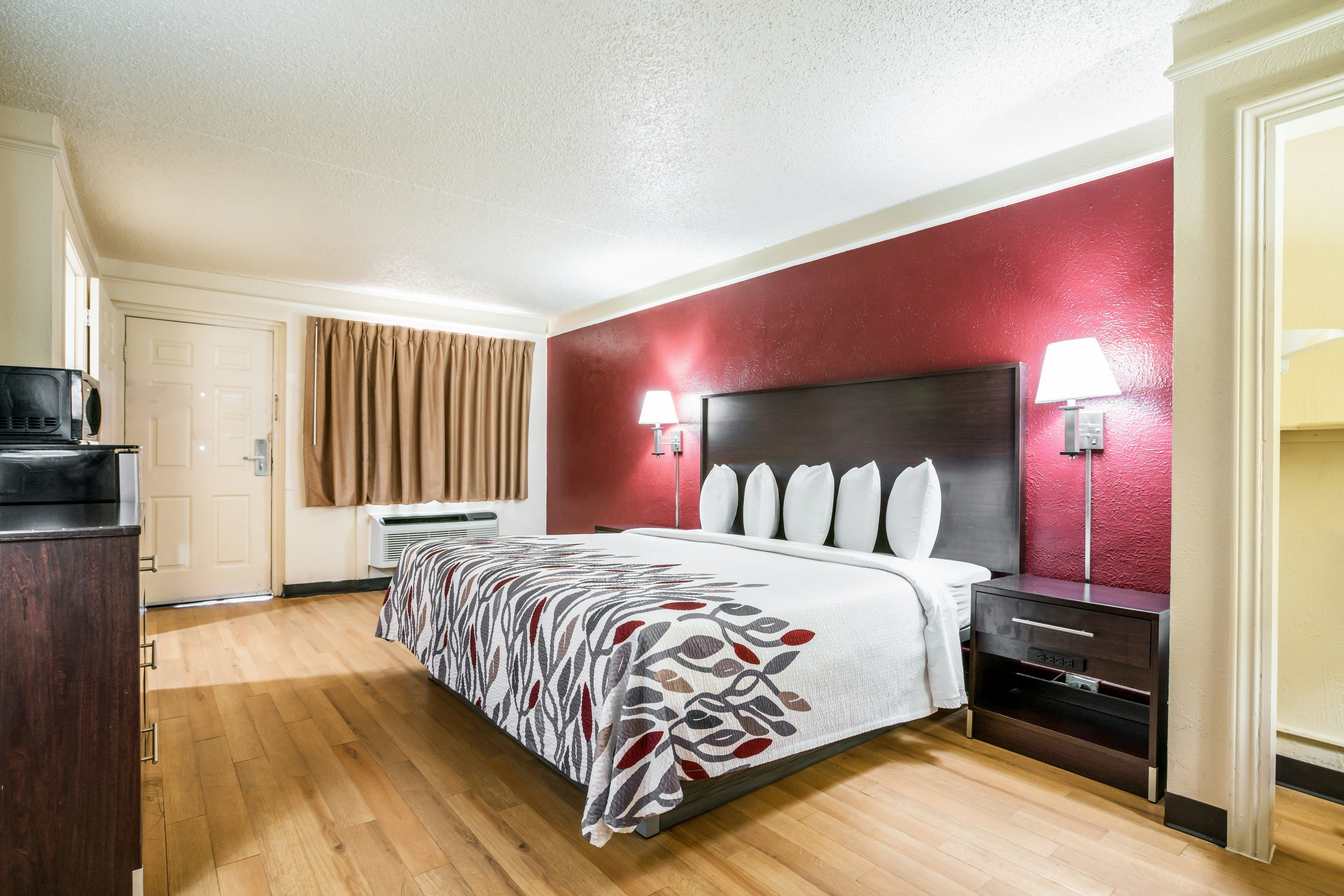Red Roof Inn North Dallas – Park Central